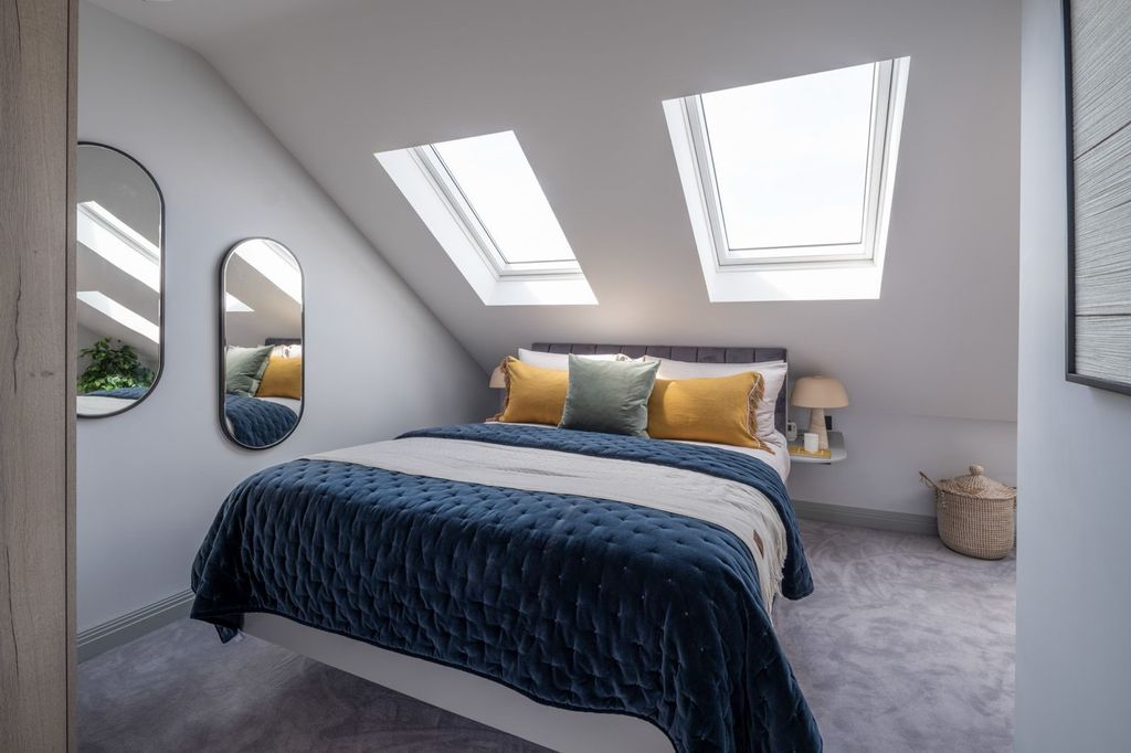 Property photo 1 of 6