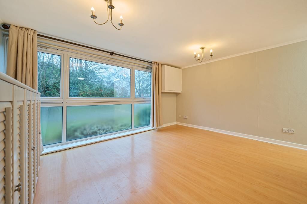 Property photo 2 of 20 Reception