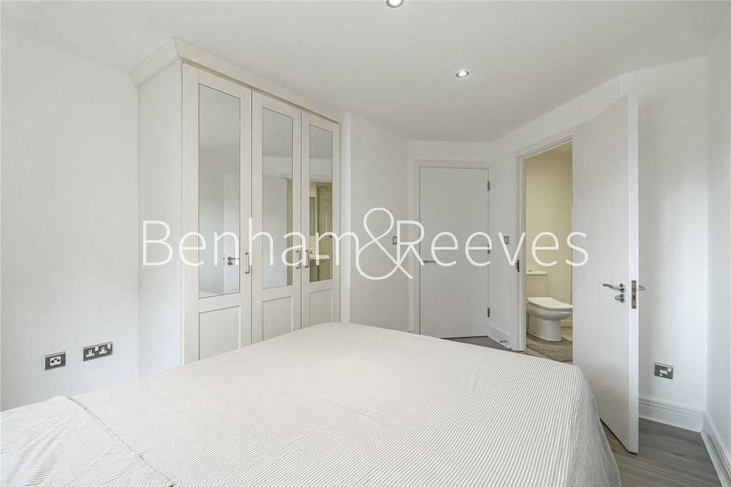 Property photo 2 of 10 Picture No. 01