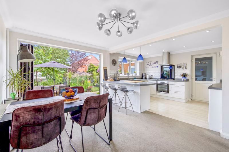 Property photo 1 of 33 Dining Area