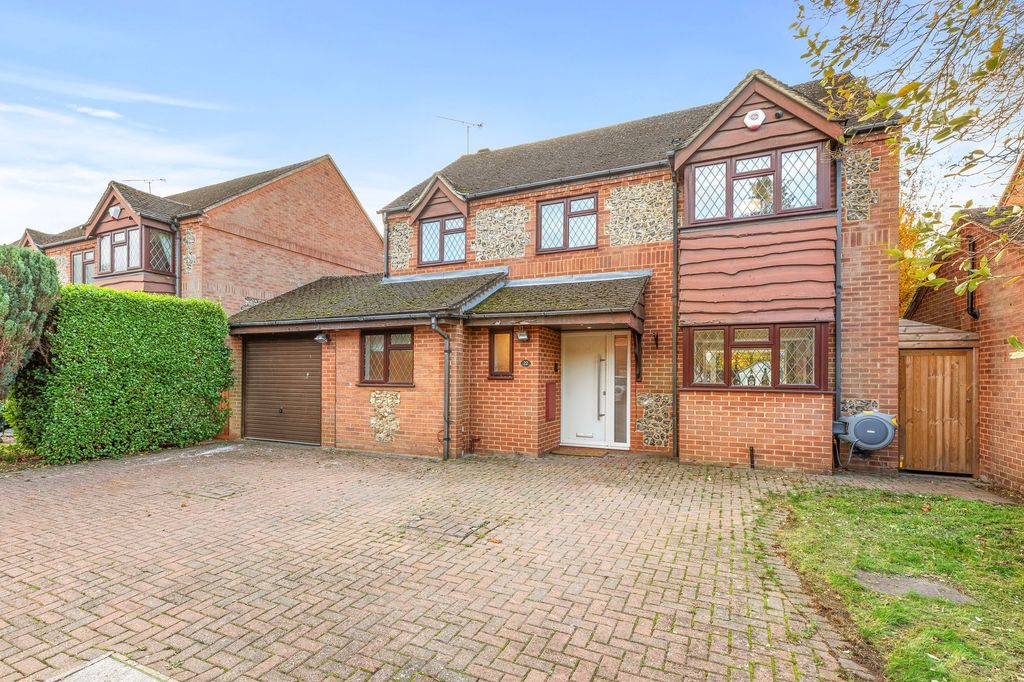 Property photo 1 of 18