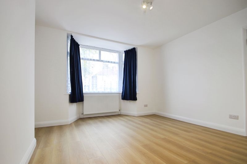 Property photo 2 of 13 Photo 12