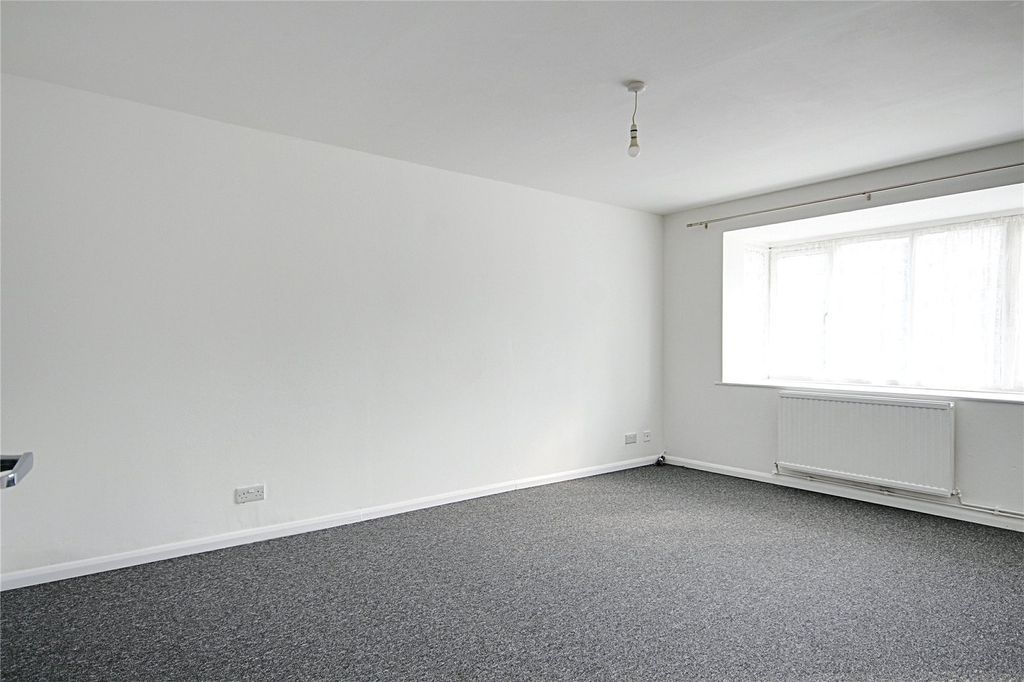 Property photo 2 of 11 Picture No. 10