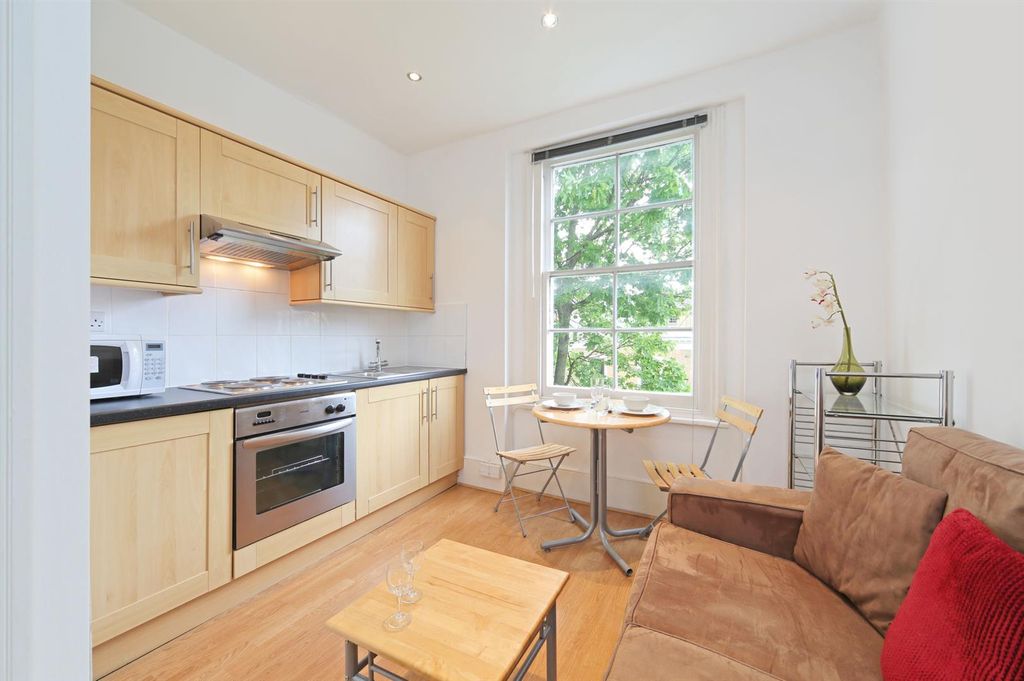 Property photo 3 of 3