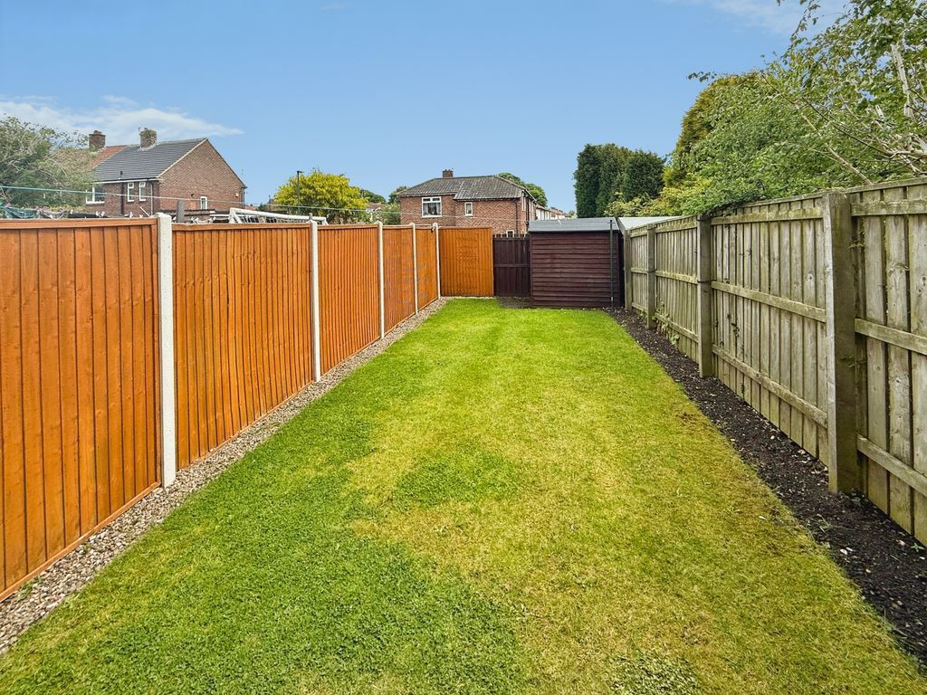 Property photo 3 of 8 Photo 7