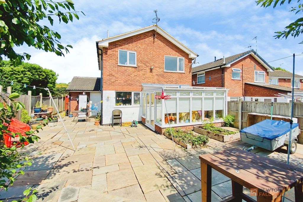 Property photo 2 of 20