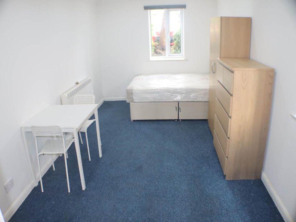 Property photo 2 of 5 96F20Fd6-9802-4656-Ad29-Ec3E28539Fc3