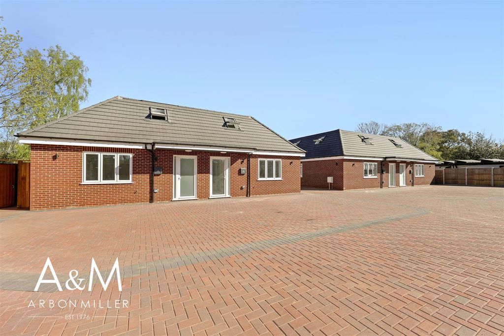 Property photo 2 of 31 4D4A6222.Jpg