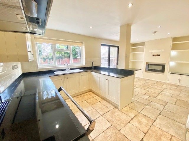 Property photo 1 of 22 Kitchen