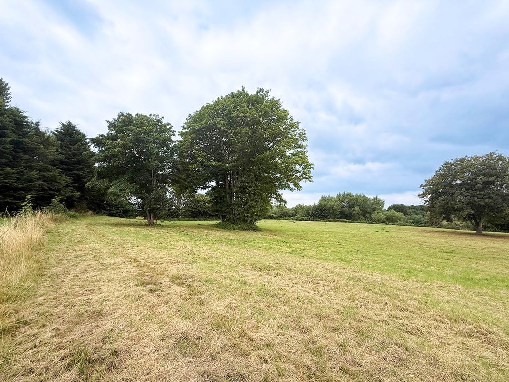 Property photo 2 of 14 Land Image