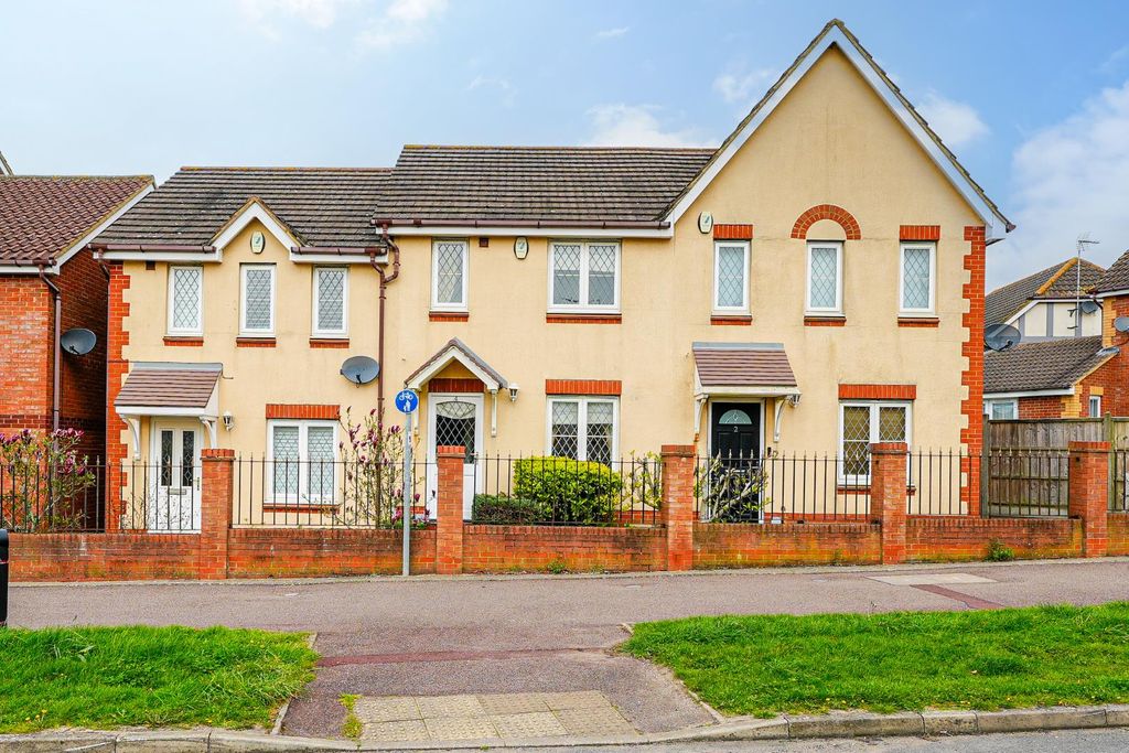 Property photo 1 of 21