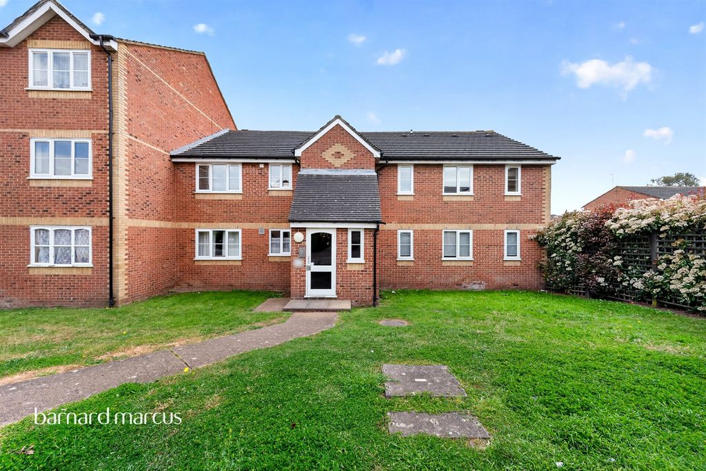Property photo 1 of 9