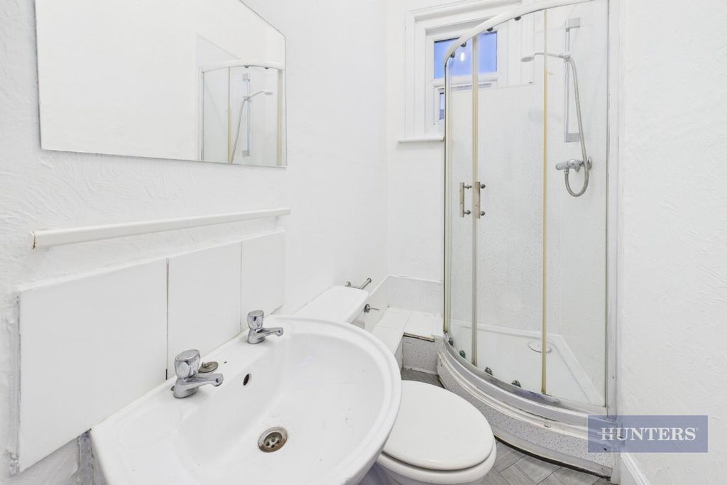 Property photo 1 of 7 Cam05152G0-Pr0332-Still005.Jpg