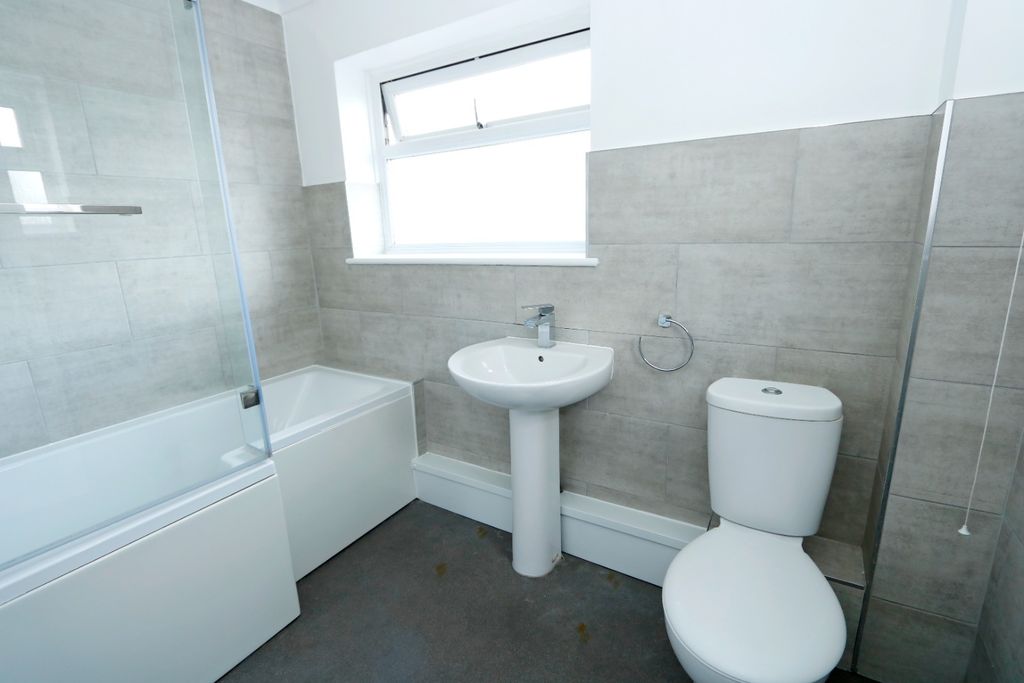 Property photo 3 of 14 3308294