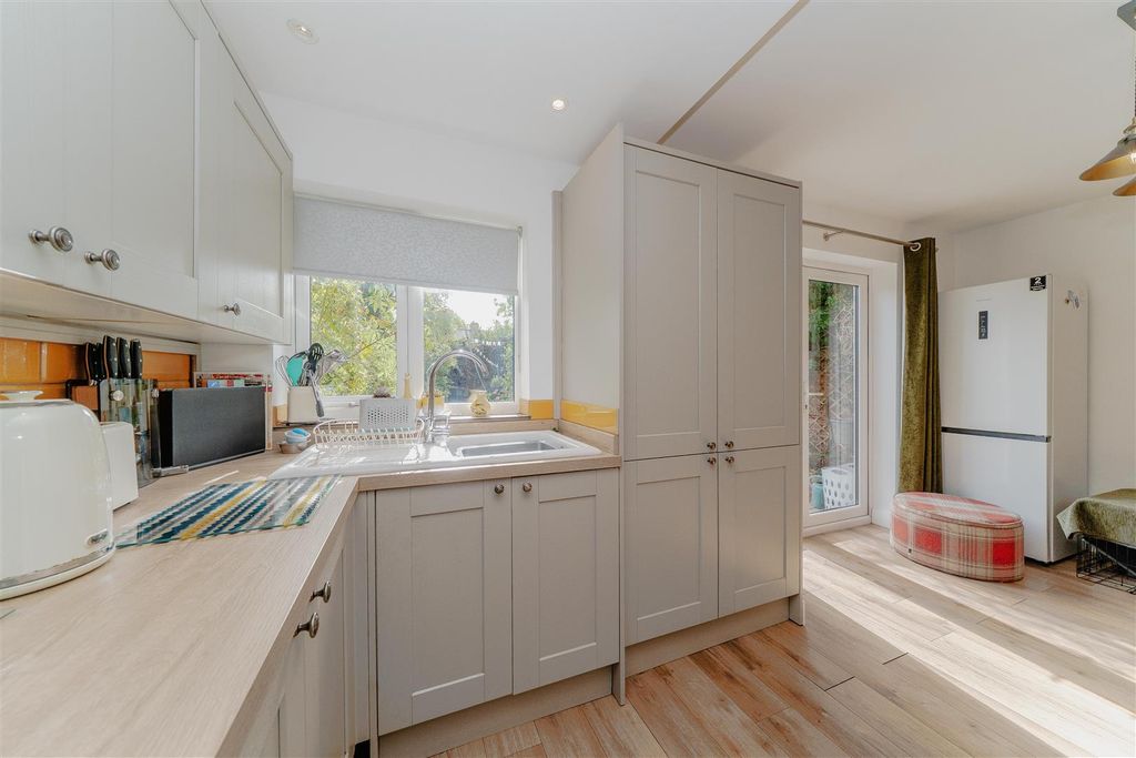 Property photo 3 of 17 90Taylor-8.Jpg