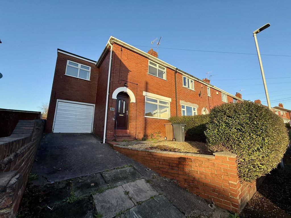 Property photo 1 of 24 Front (Exterior)