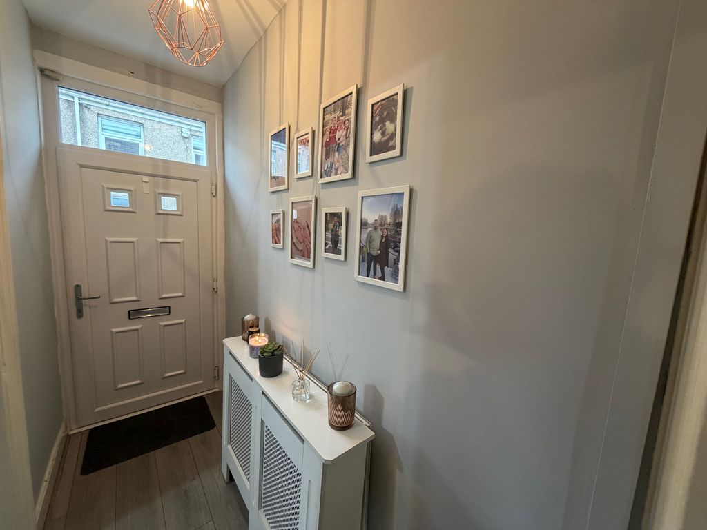 Property photo 3 of 21