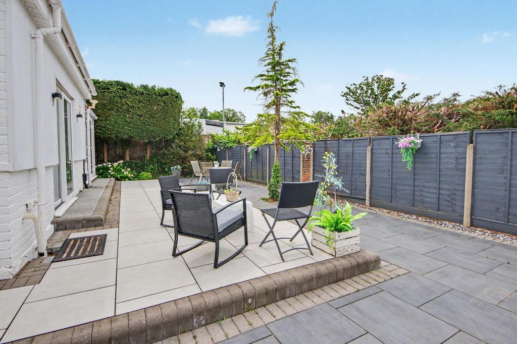 Additional image 17 of 3 bed detached bungalow for saleBursledon Road, Sholing SO19