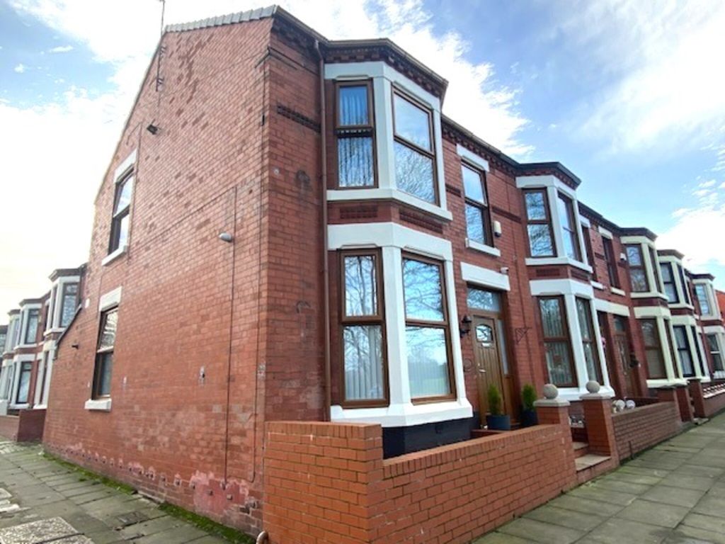 Property photo 2 of 21