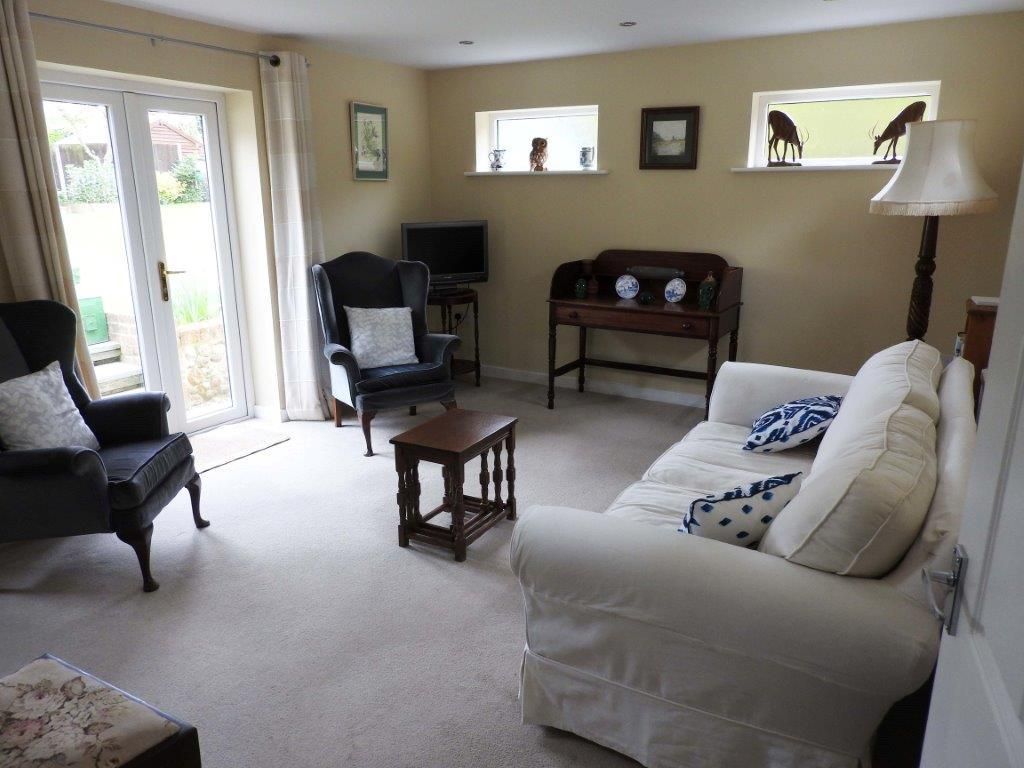 Property photo 2 of 9 Image