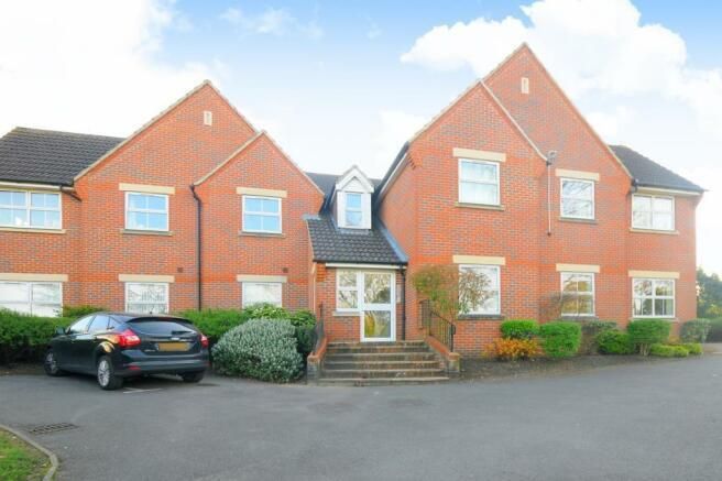 Property photo 1 of 2 External