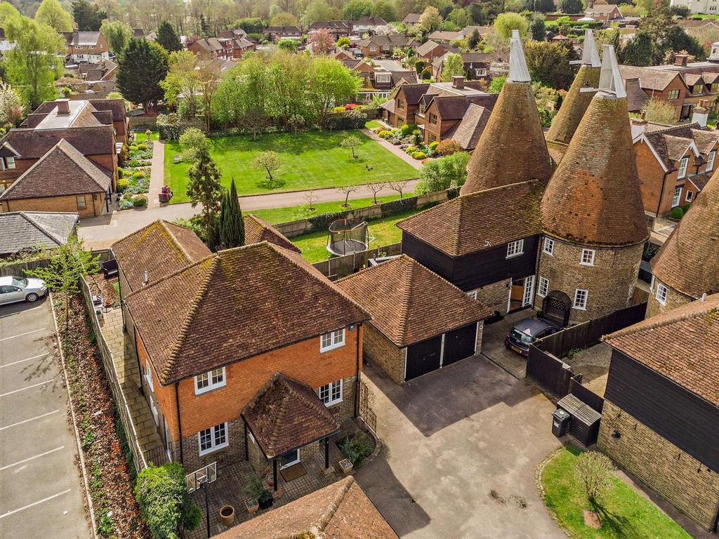Property photo 1 of 20 Aerial