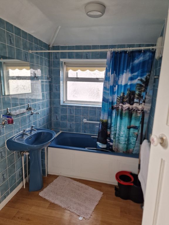 Property photo 3 of 5 Bathroom