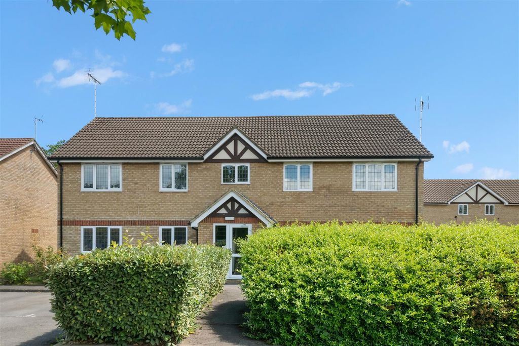Property photo 1 of 12