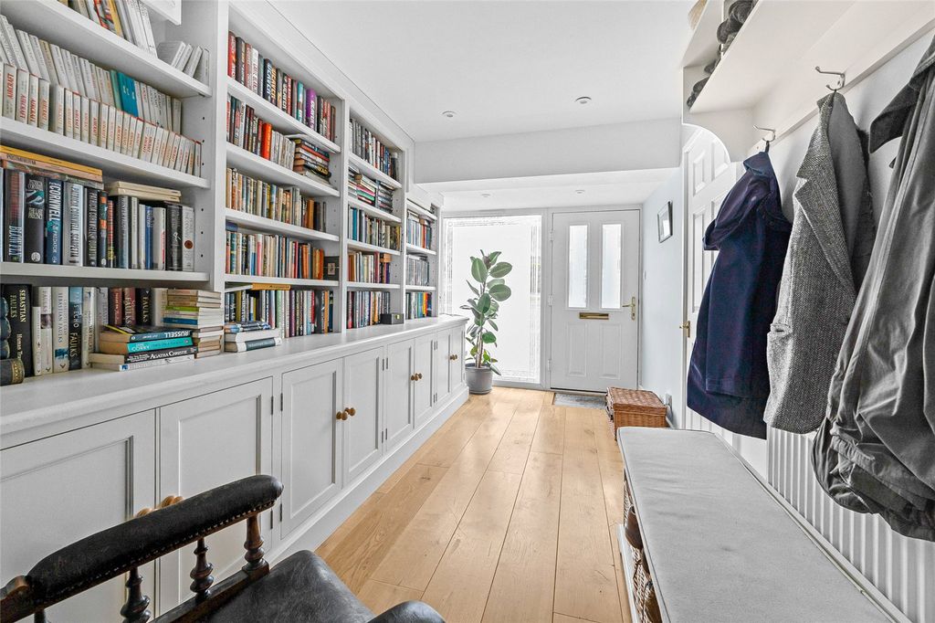 Property photo 3 of 18 Picture No. 15