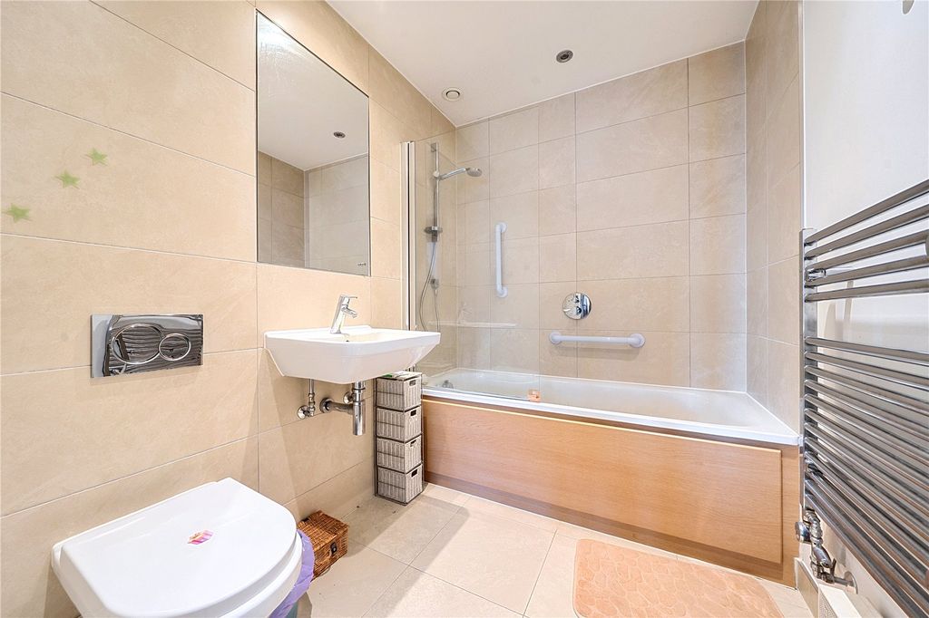 Property photo 3 of 7 Picture No. 04