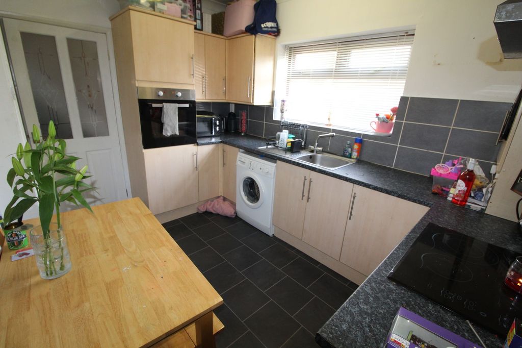 Property photo 3 of 3