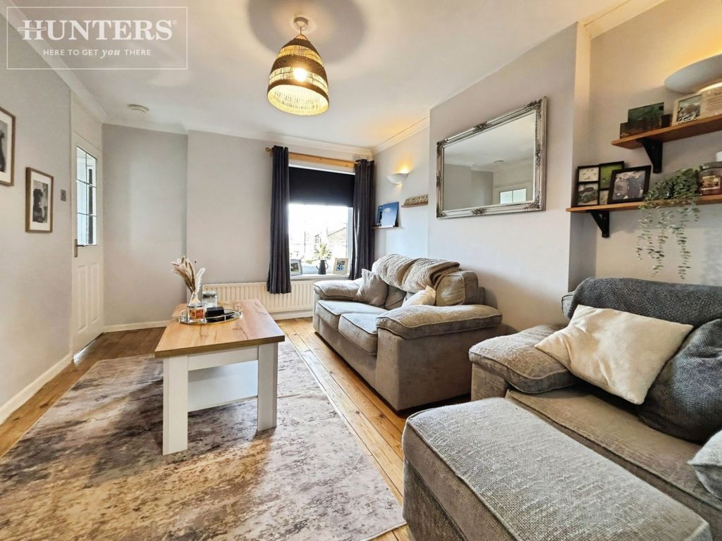 Property photo 2 of 16 Pbox-Img.Jpg