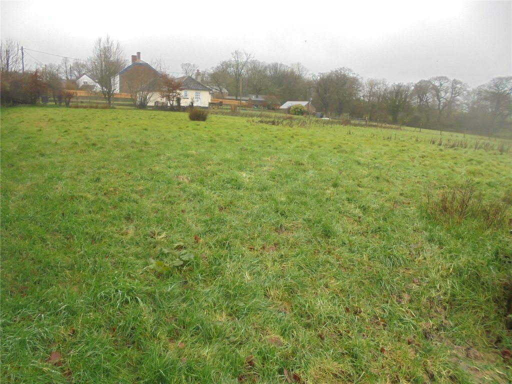 Property photo 3 of 5 Picture No. 04