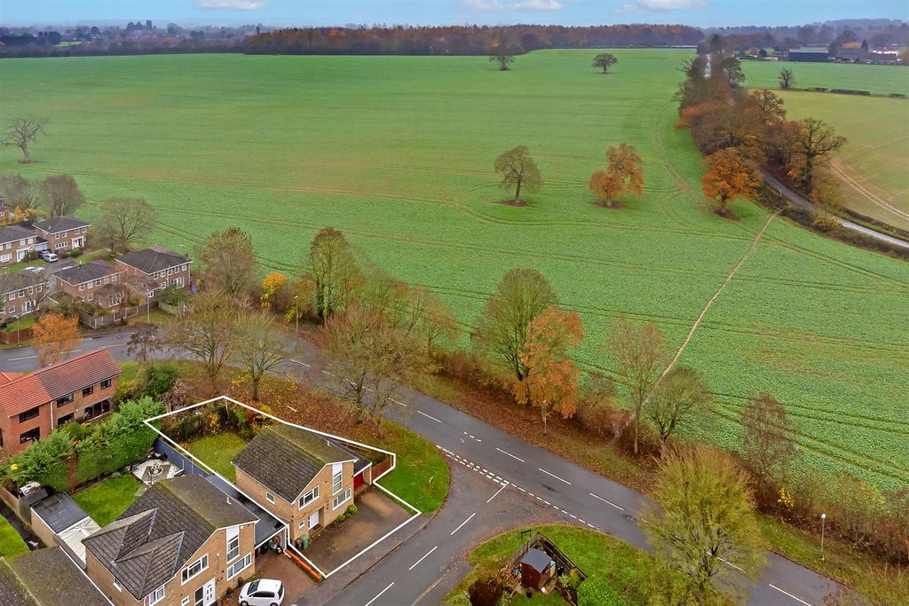 Property photo 3 of 20 16Samiangate-2.Jpg