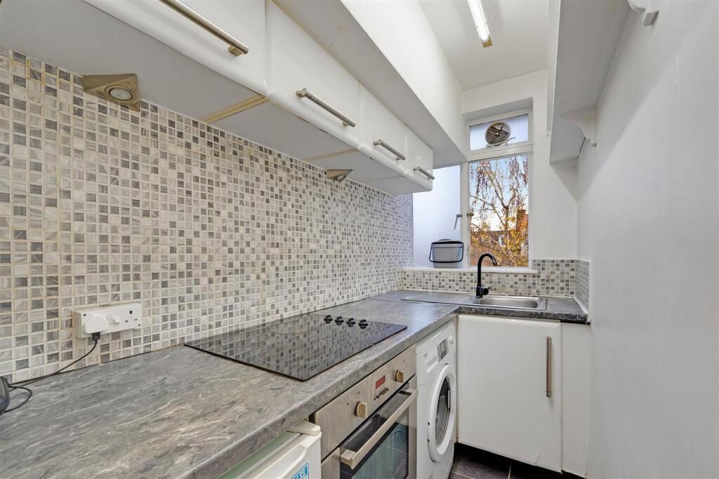 Property photo 3 of 9