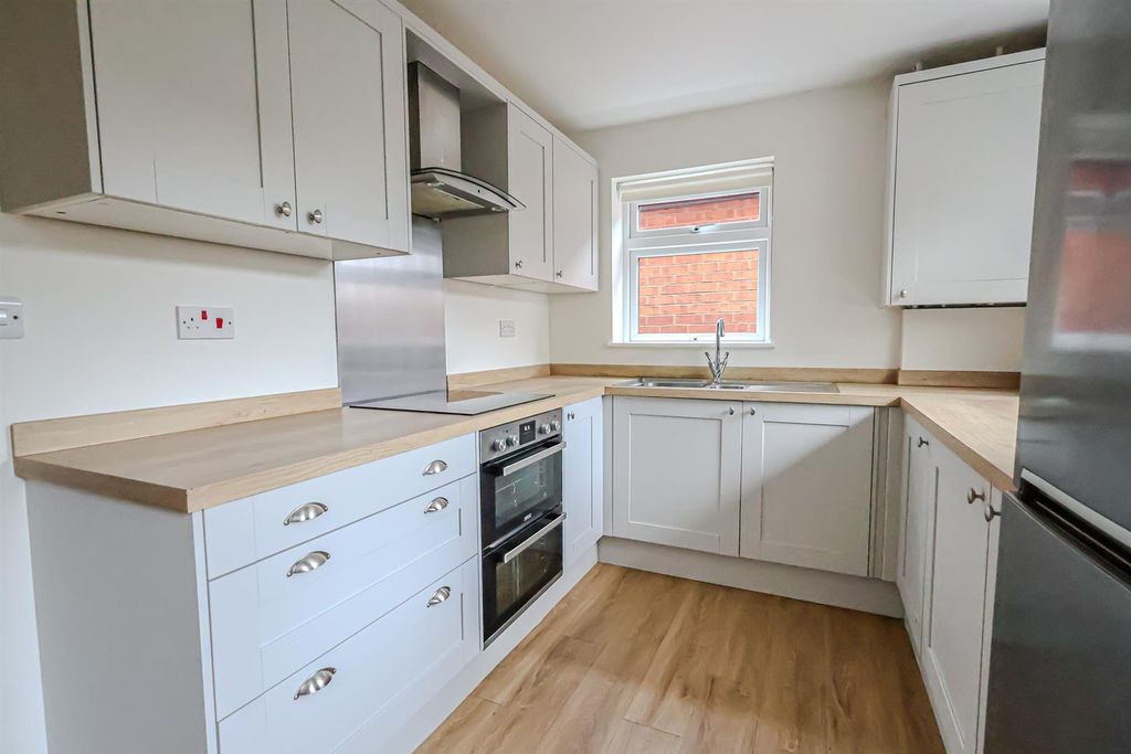 Property photo 3 of 17 Img_4326-2.Jpg