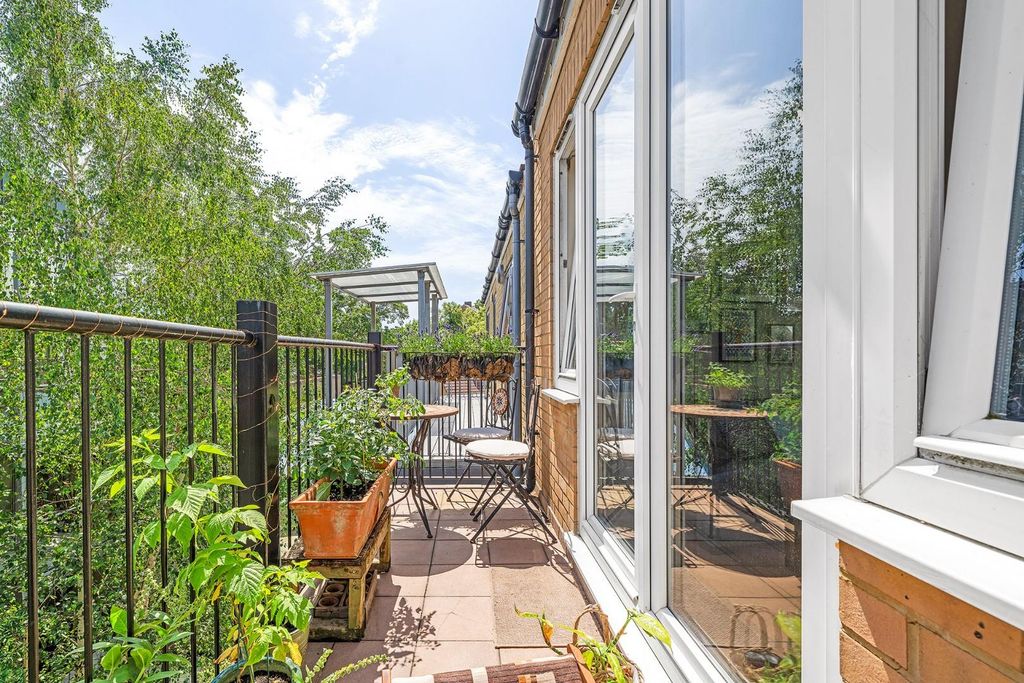 Property photo 3 of 13 Terrace (2).Jpg