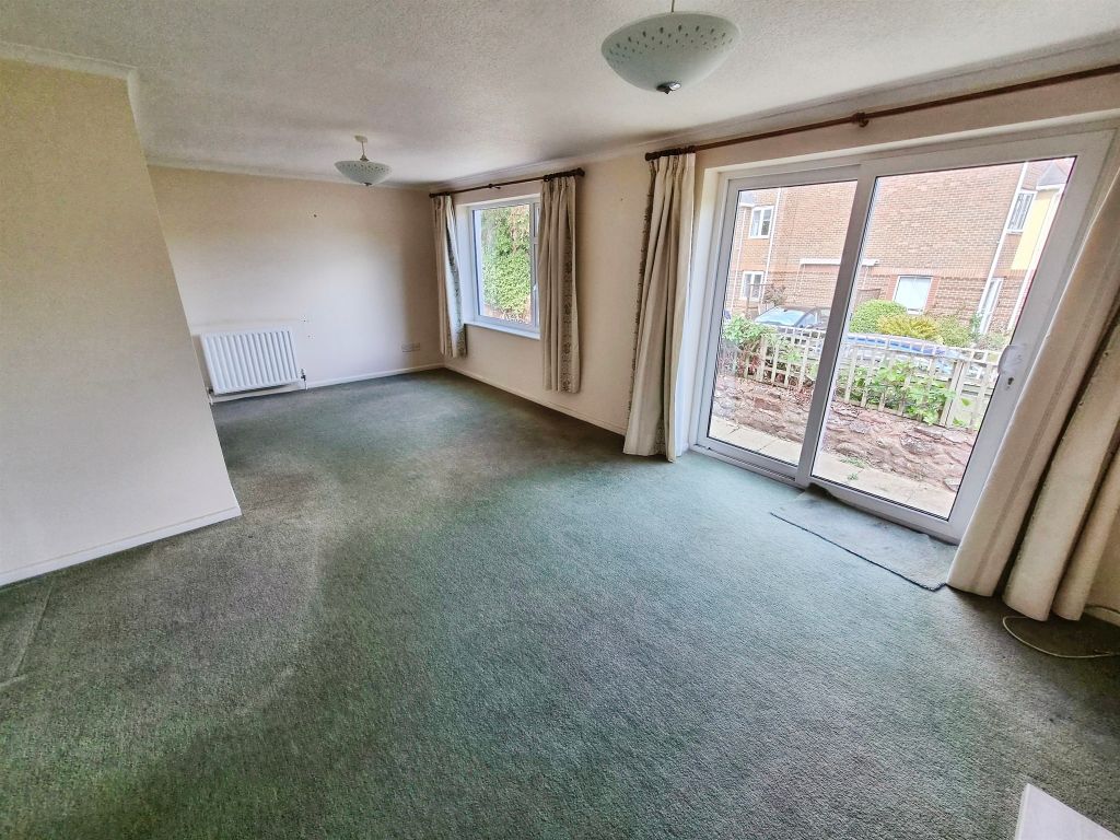 Property photo 3 of 18