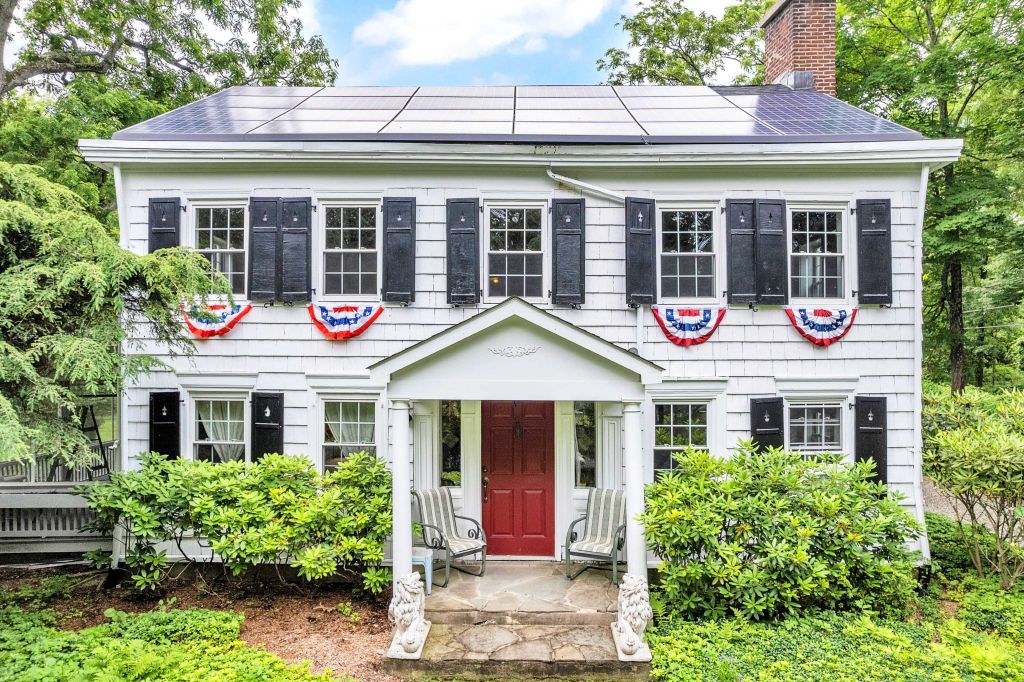 Property photo 1 of 16
