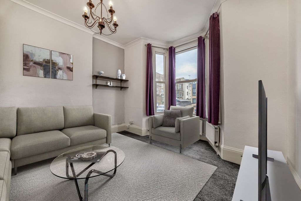 Property photo 2 of 5