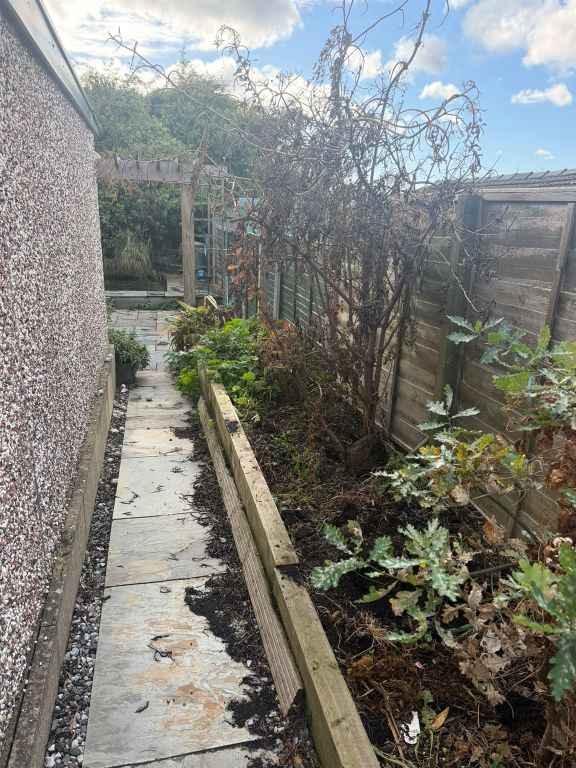 Property photo 3 of 3