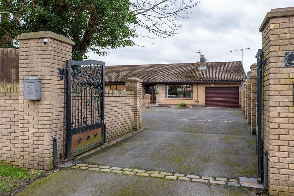 Additional image 23 of 4 bed detached bungalow for saleCocker Lane, Leyland PR26