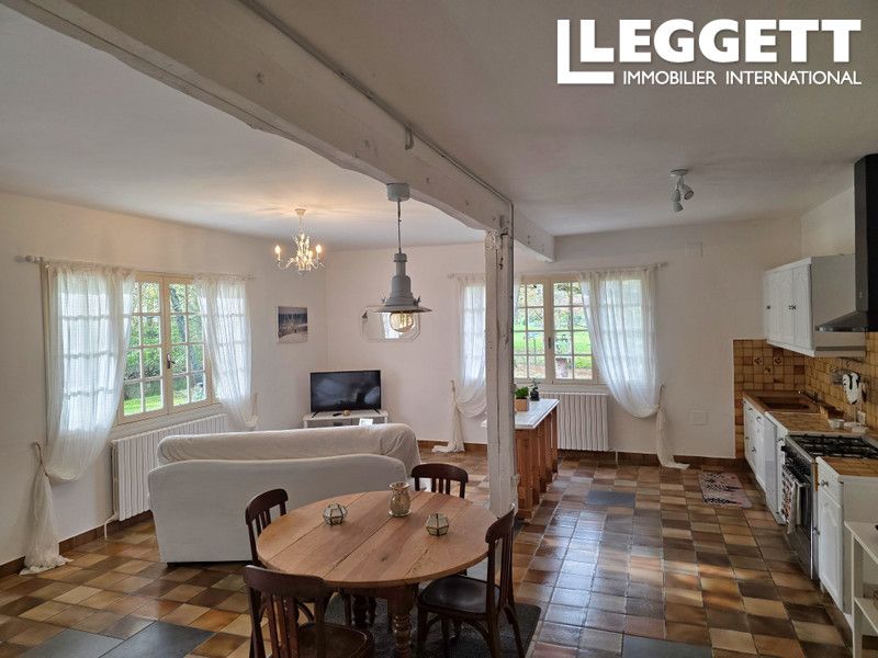 Property photo 2 of 10