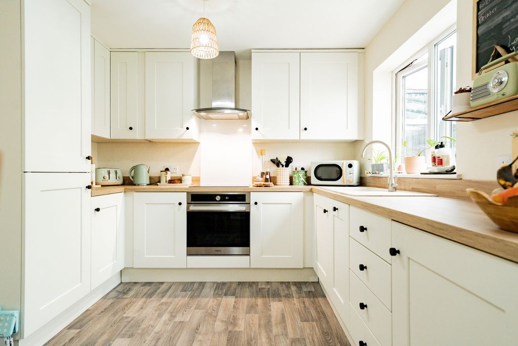 Property photo 3 of 22 Dsc02135