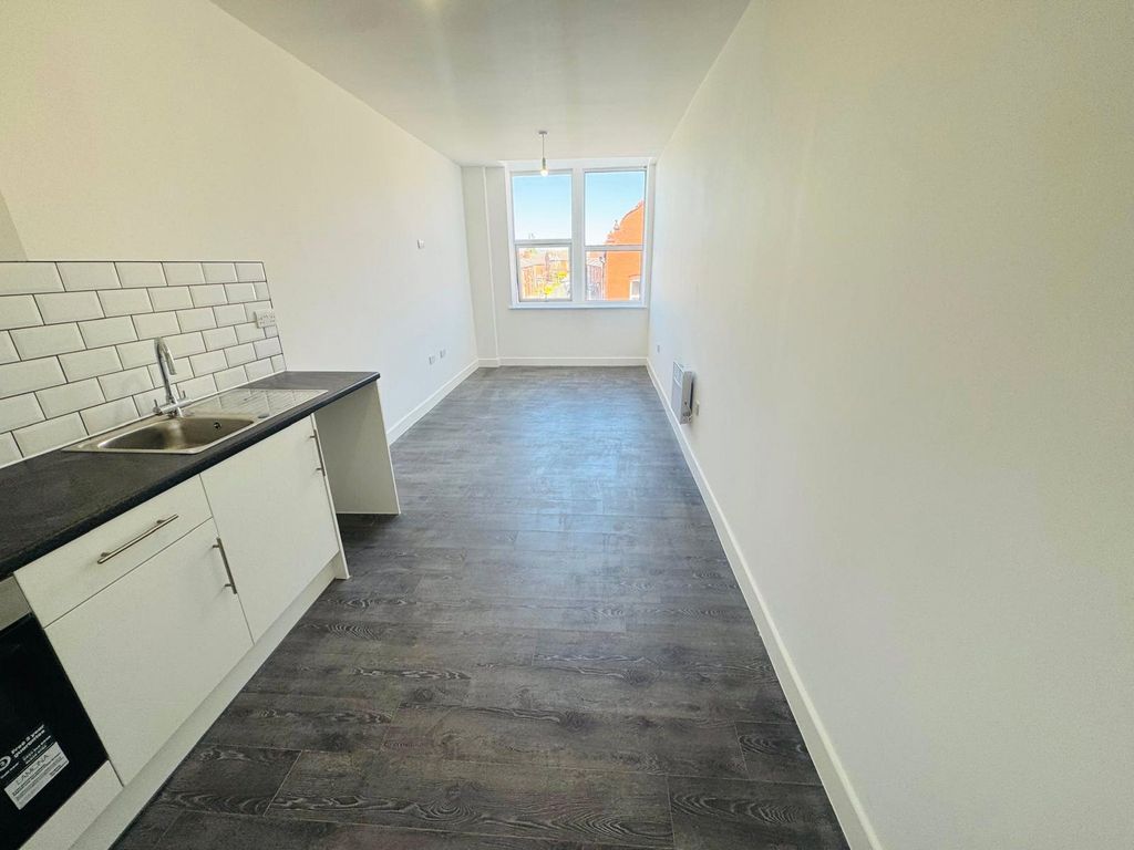 Property photo 3 of 9 Picture No. 11