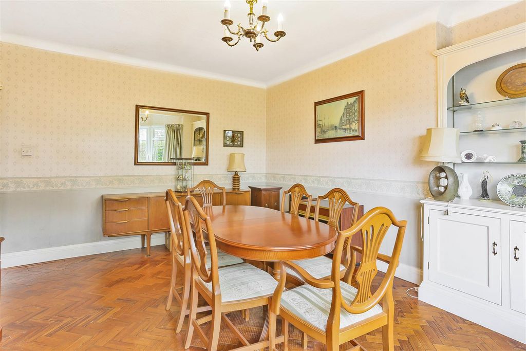 Property photo 3 of 23 1479655166 - 3.Jpg