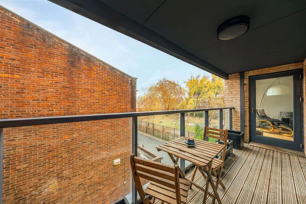 Property photo 3 of 8