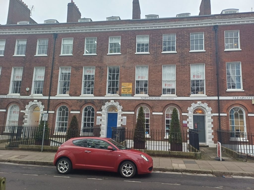 Property photo 1 of 18 Photo 16