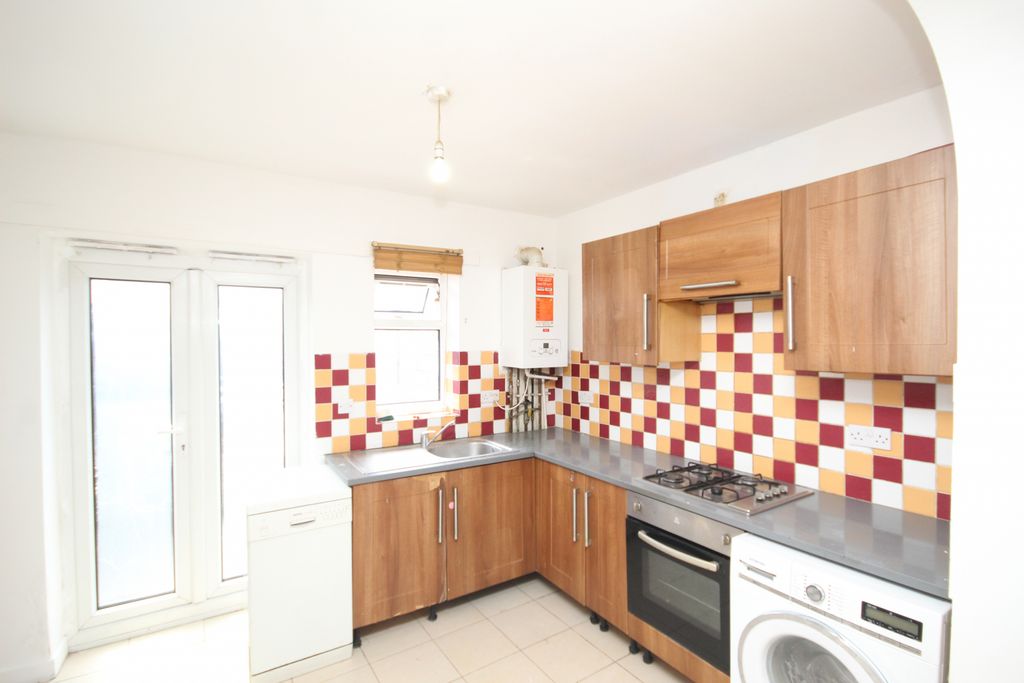 Property photo 1 of 3 Harrow Road, Wembley, Middlesex, Ha0