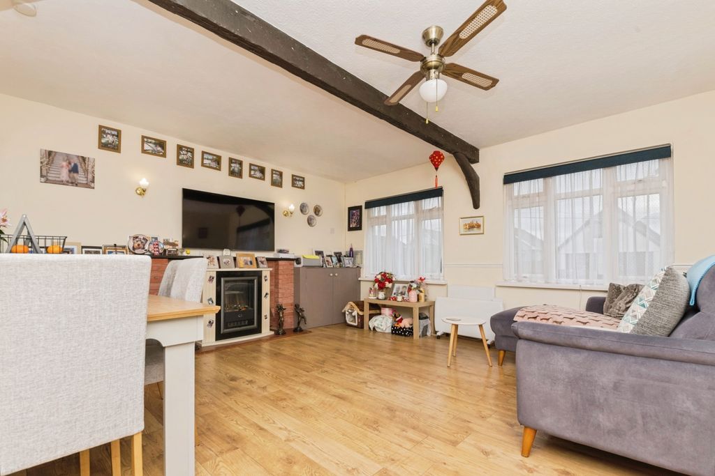 Property photo 2 of 14 Living Room